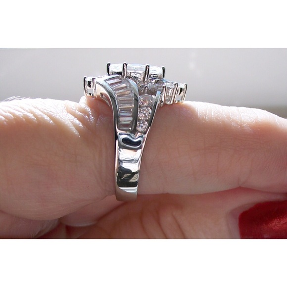 925 STERLING SILVER Marquise & Baguette Cubic Zirconia Cocktail Ring - Picture 5 of 13